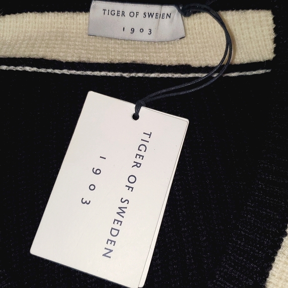 Tiger of Sweden Navy Puck Sweater - Picture 4 of 4